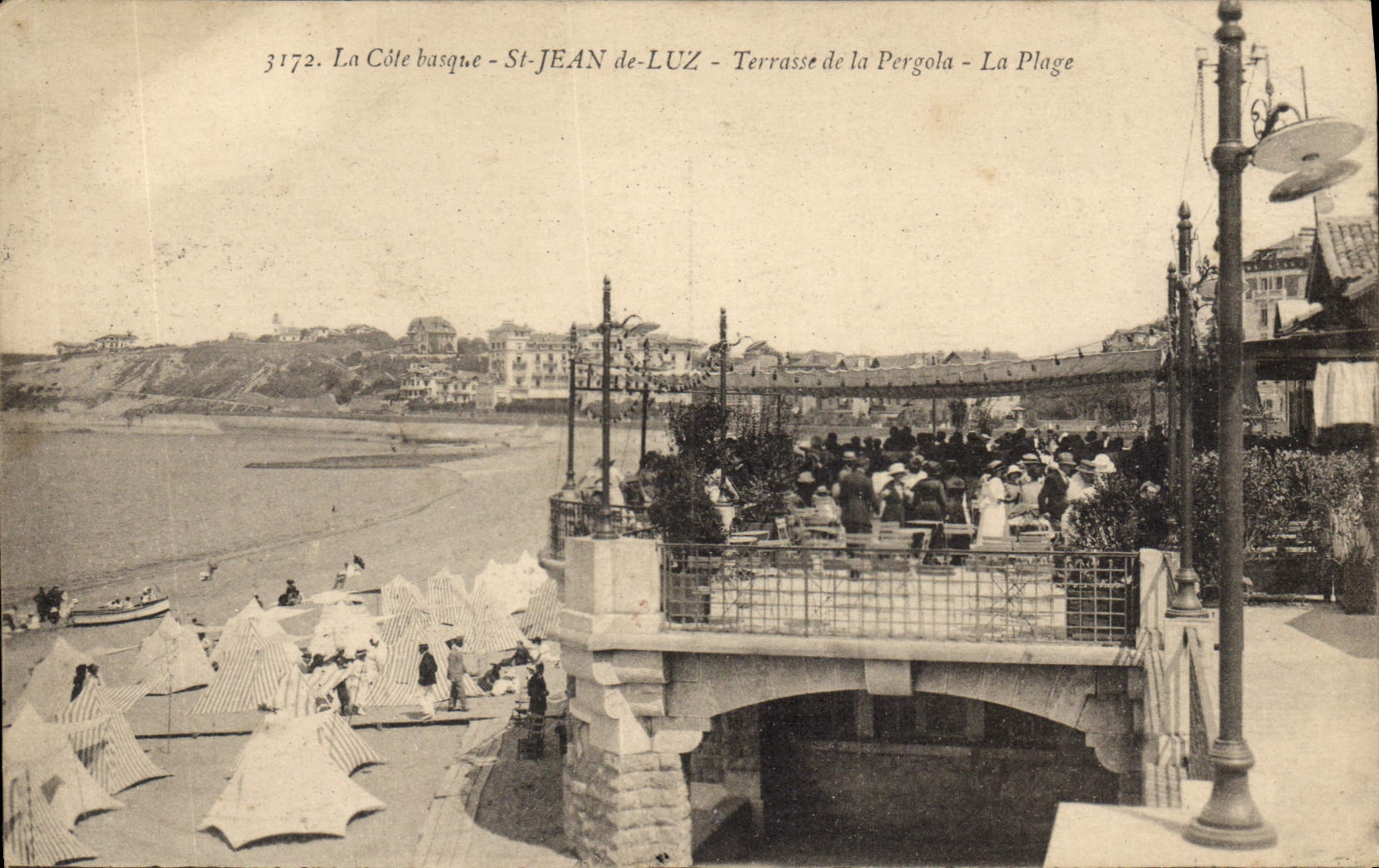 CPA La Cote Basque St Jean De Luz Terrasse De La Pergola La Plage