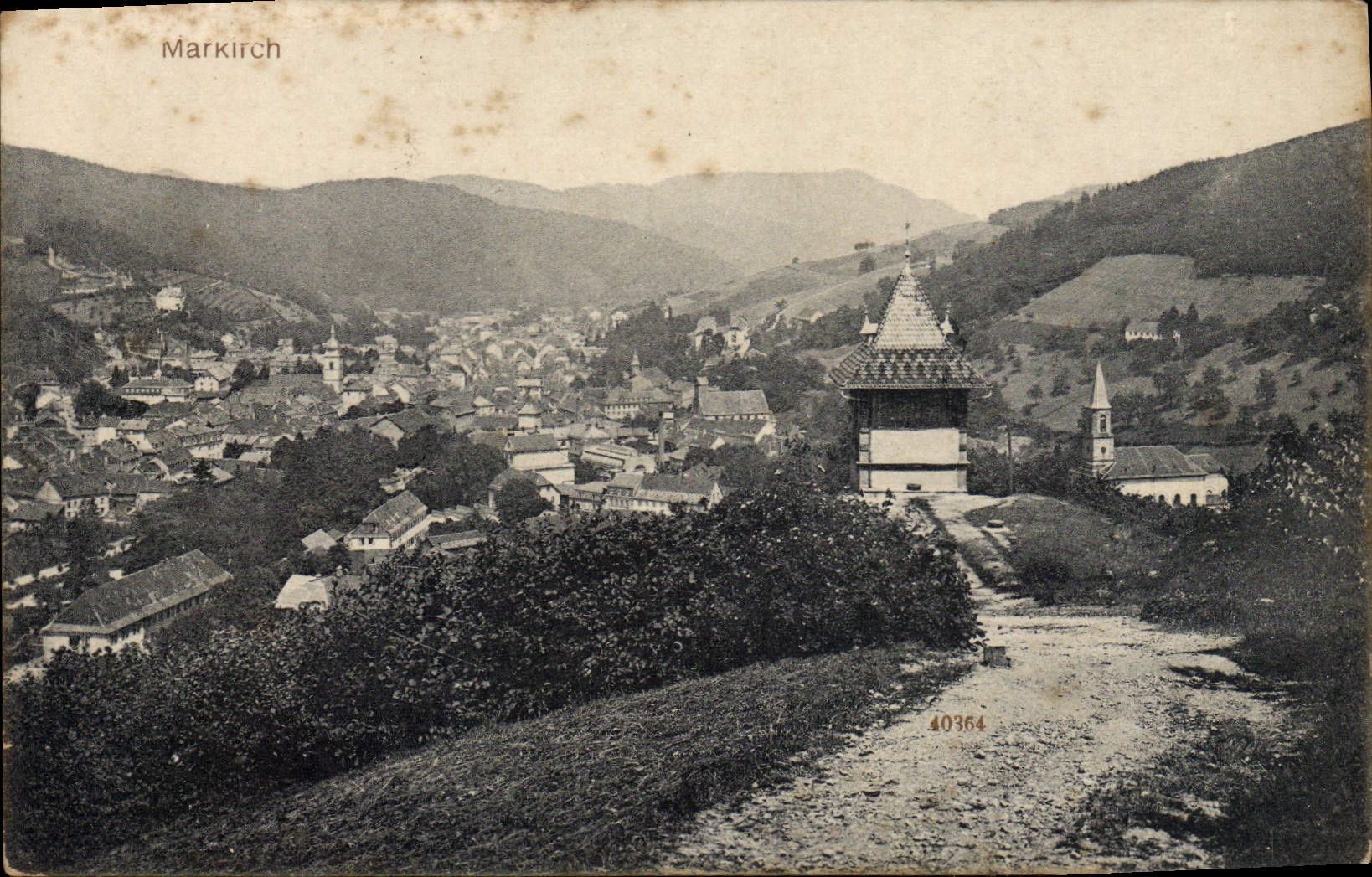 Markkirch — vue panoramique du village et de son église — Originaliauck, Rubina, Dresden, n°40364