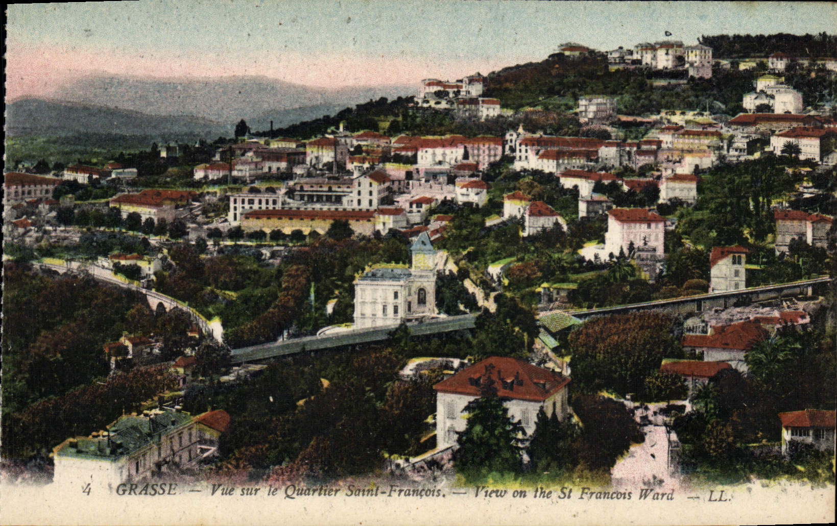 CPA Grasse Vue sur le quartier Saint Francois 