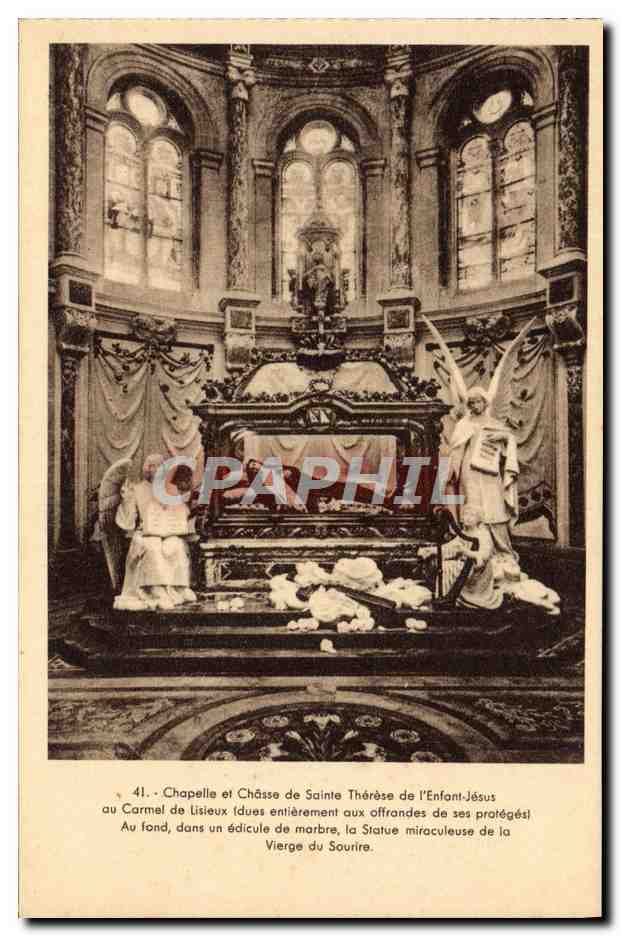CPA Chapelle Et Chasse De Saint Therese De I'Enfant Jesus Lisieux