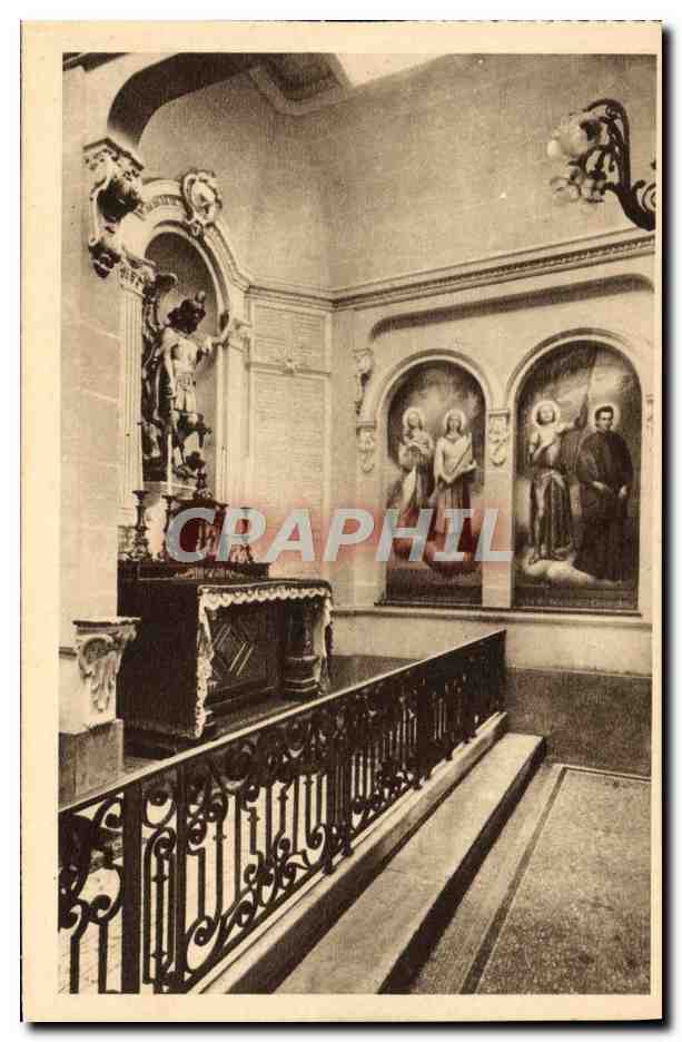 La Chapelle des Carmélites de Lisieux — Autel Saint-Michel et fresque des saints préférés de Sainte Thérèse — Éditeur CPAPHIL, n° 40 B