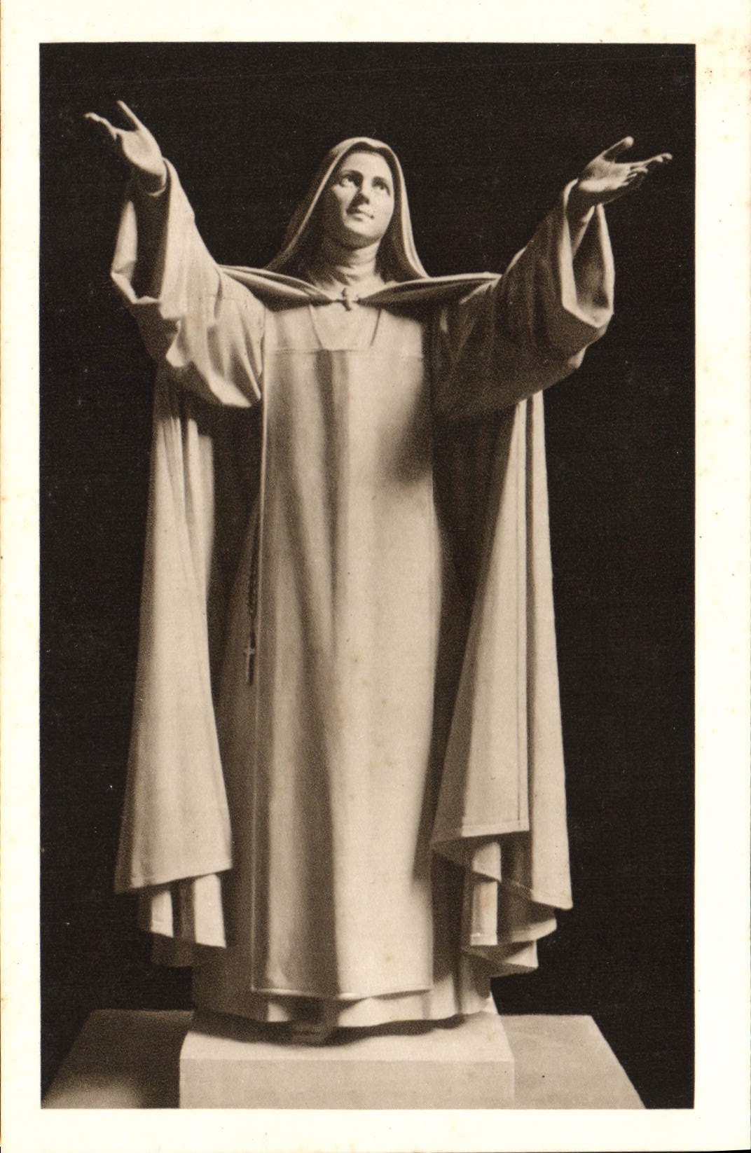 La Crypte - Basilique de Lisieux — Statue de Sainte Thérèse — Dépôté - Dreeger-Paris