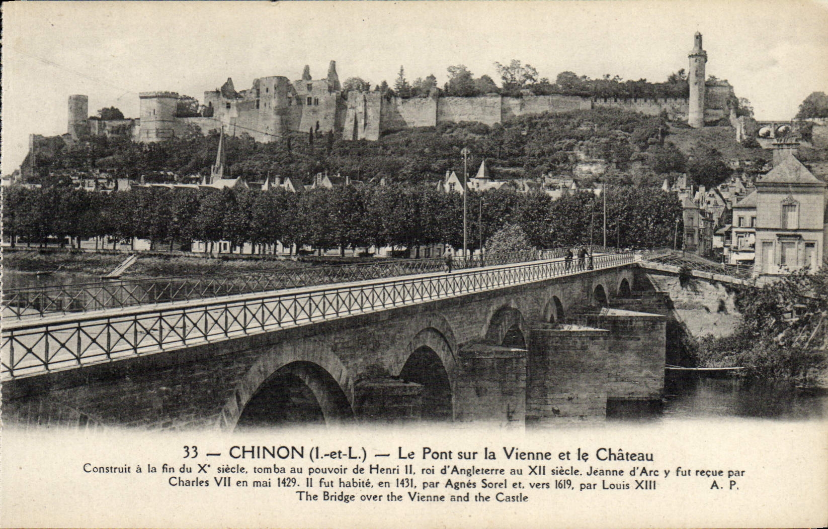 CPA Chinon Le Pont Sur La Vienne Et Le Chateau