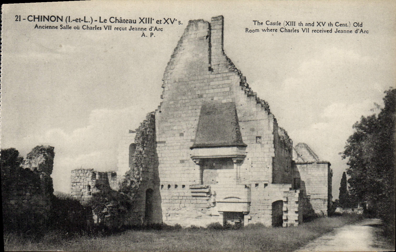CPA Chinon Le Chateau Ancienne Salle Ou Charles VII recut Jeanne d'Arc