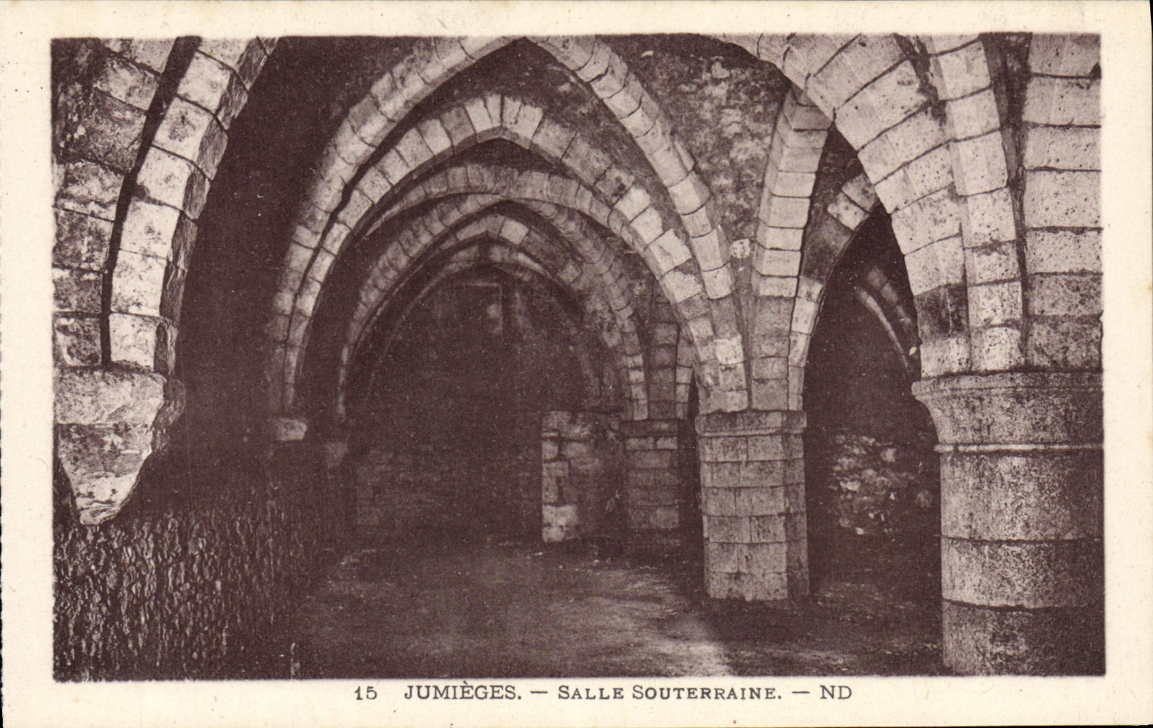 Jumièges — Sala Subterránea — ND - Anverso