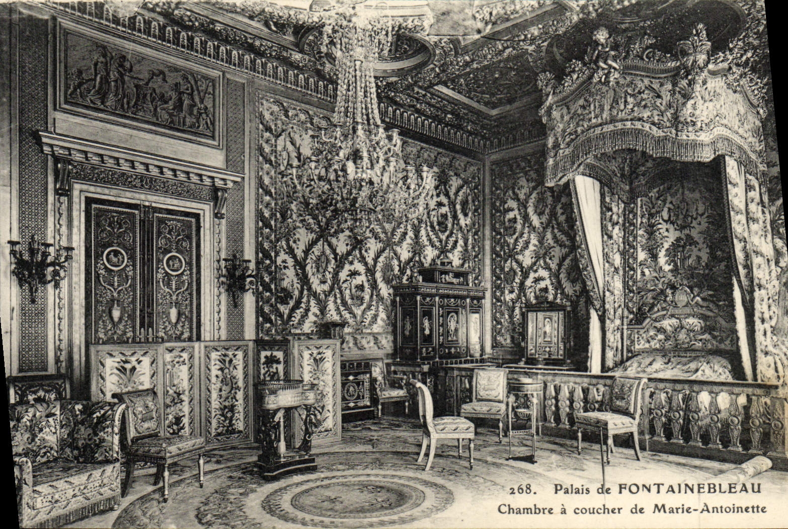 Palazzo di FONTAINEBLEAU — camera da letto di Marie-Antoinette — n. 268
