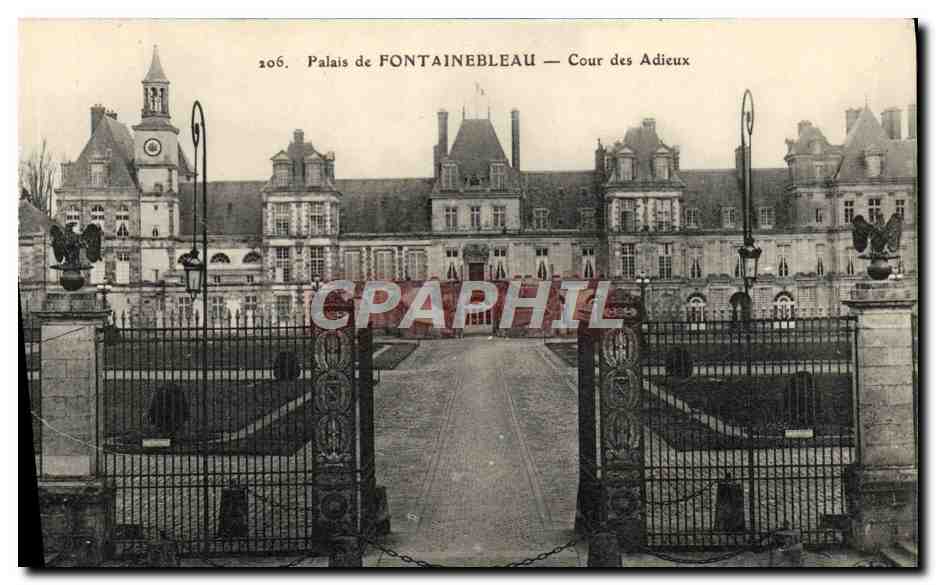 Palazzo di FONTAINEBLEAU — Cour des Adieux — n° 206