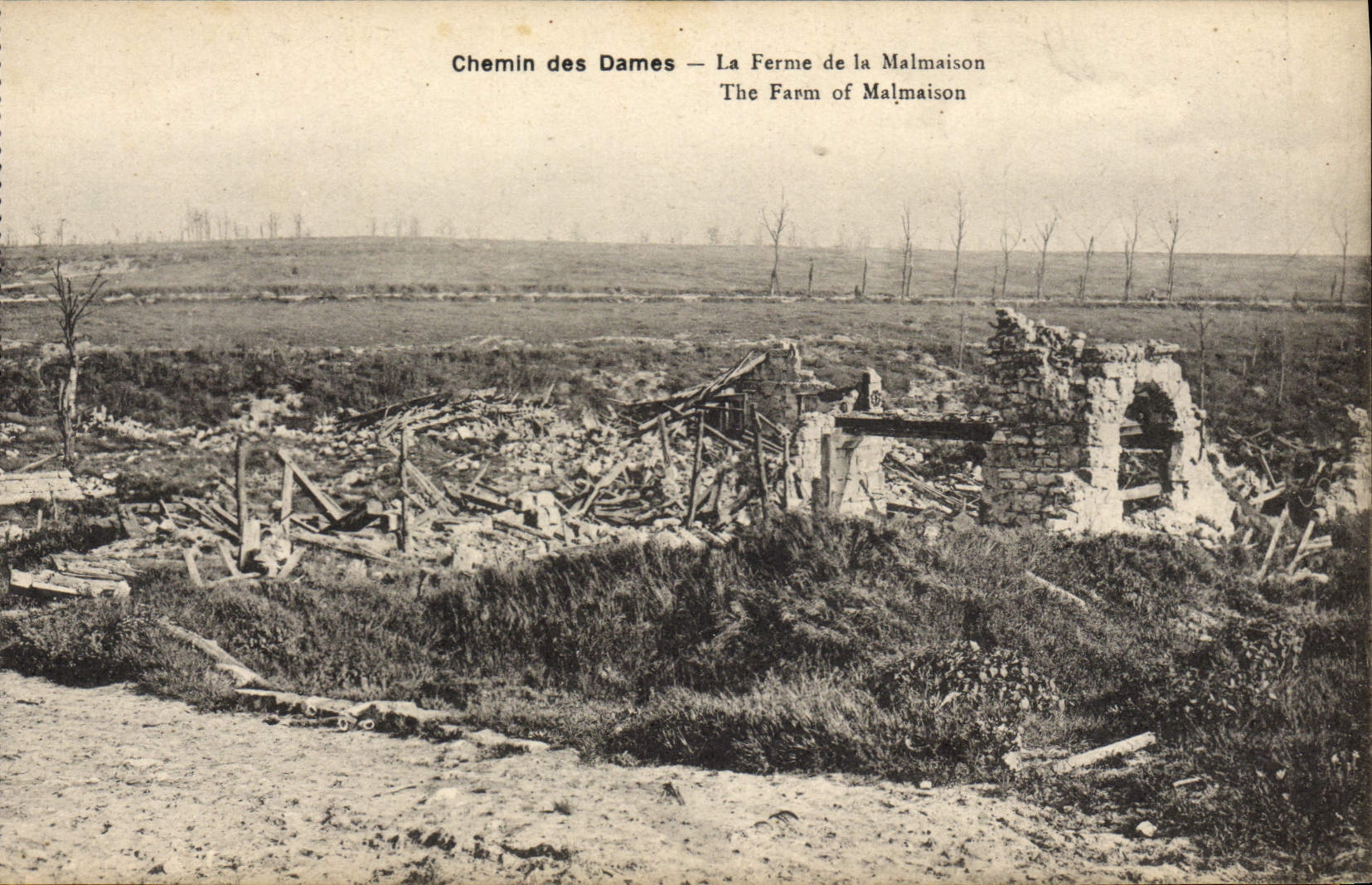 CPA Chemin Des Dames La Ferme De La Malmaison Militaria