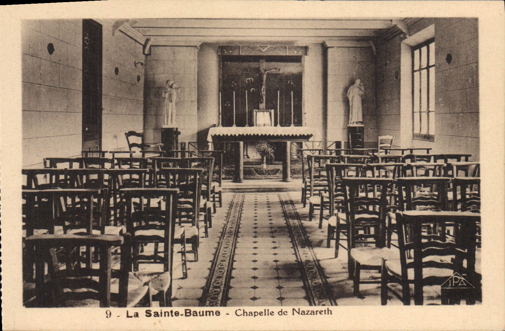 CPA La Sainte Baume Chapelle De Nazareth