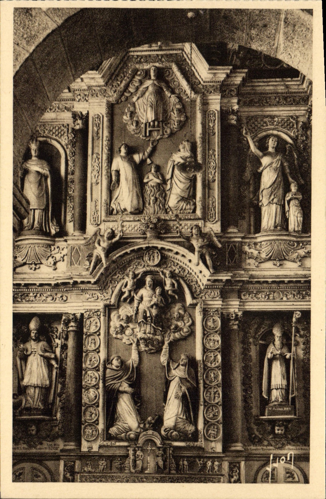 CPA Saint Thegonnec Retable De l'Autel De ND du Rosaire