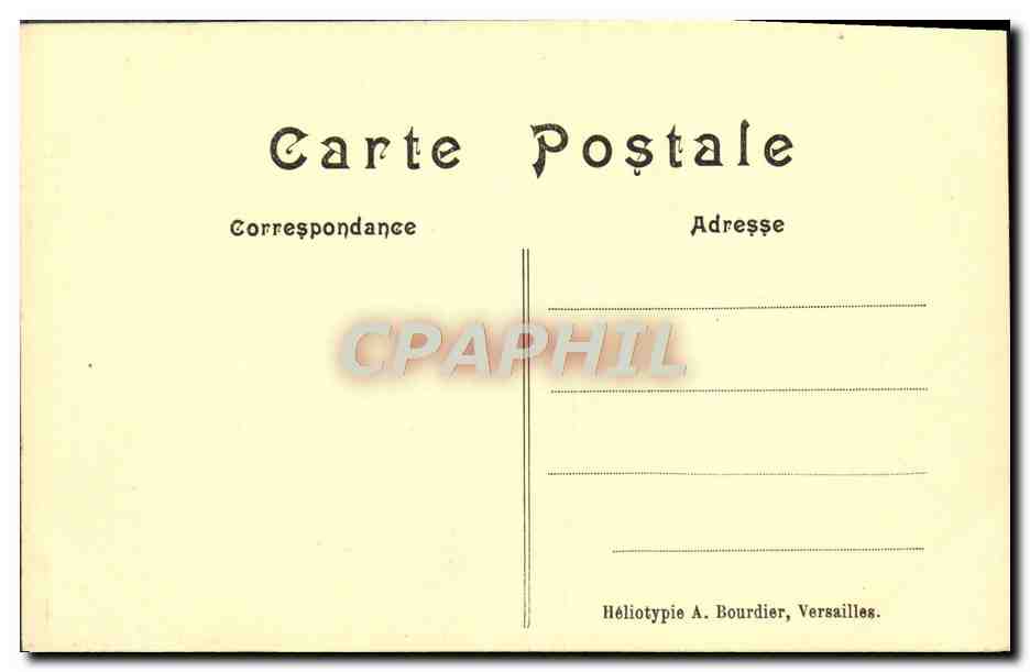 CPA Versailles Terrasse du palais La Dordogne par Coysevox — Verso