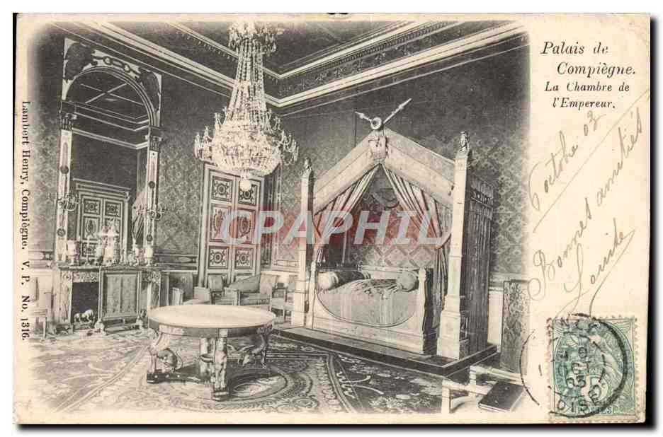 CPA Palais De Compiegne La chambre de l'empereur