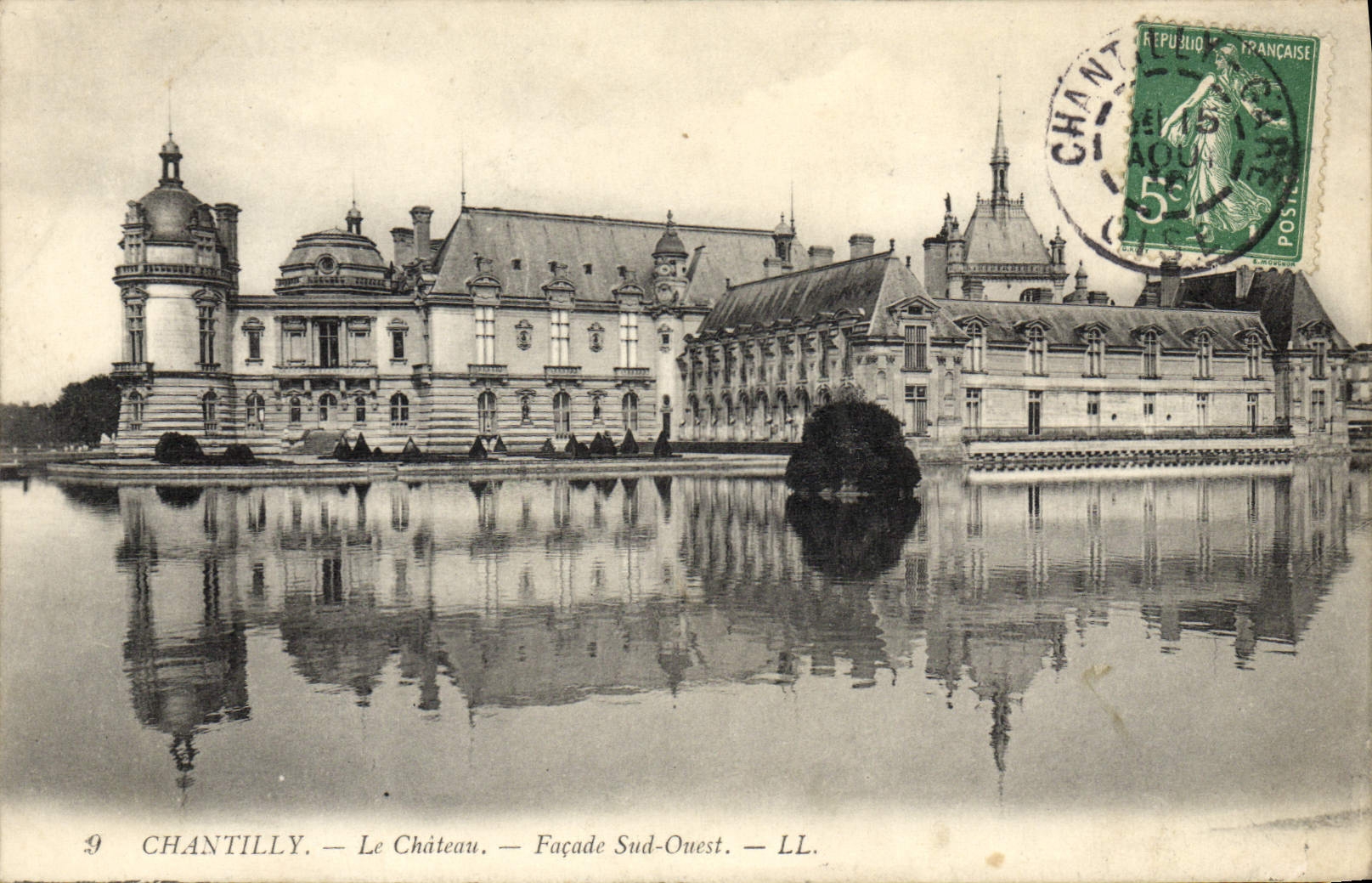 CPA Chateau De Chantilly Le Facade Sud Ouest