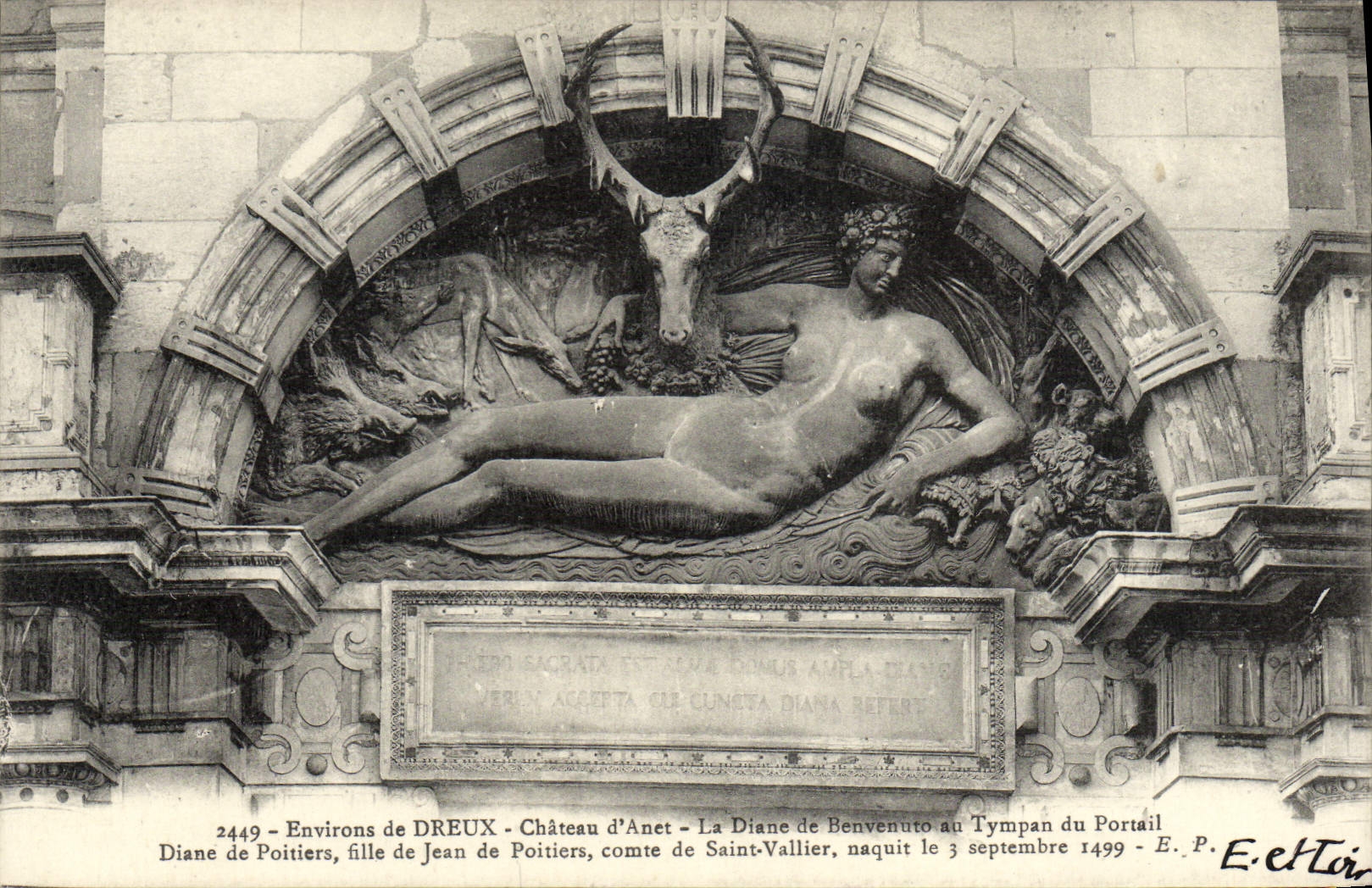 Château d'Anet - La Diane de Benvenuto au Tympaan du Portail — E. et H. E. (n° 2449)