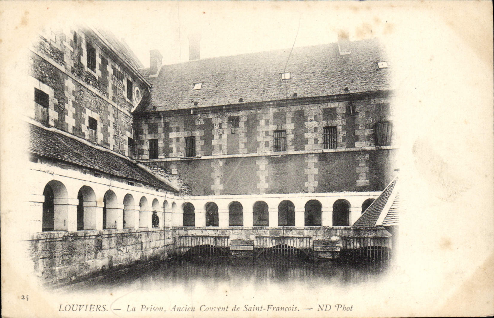 Louvières — La Prison, Ancien Couvent de Saint-François — ND Phot