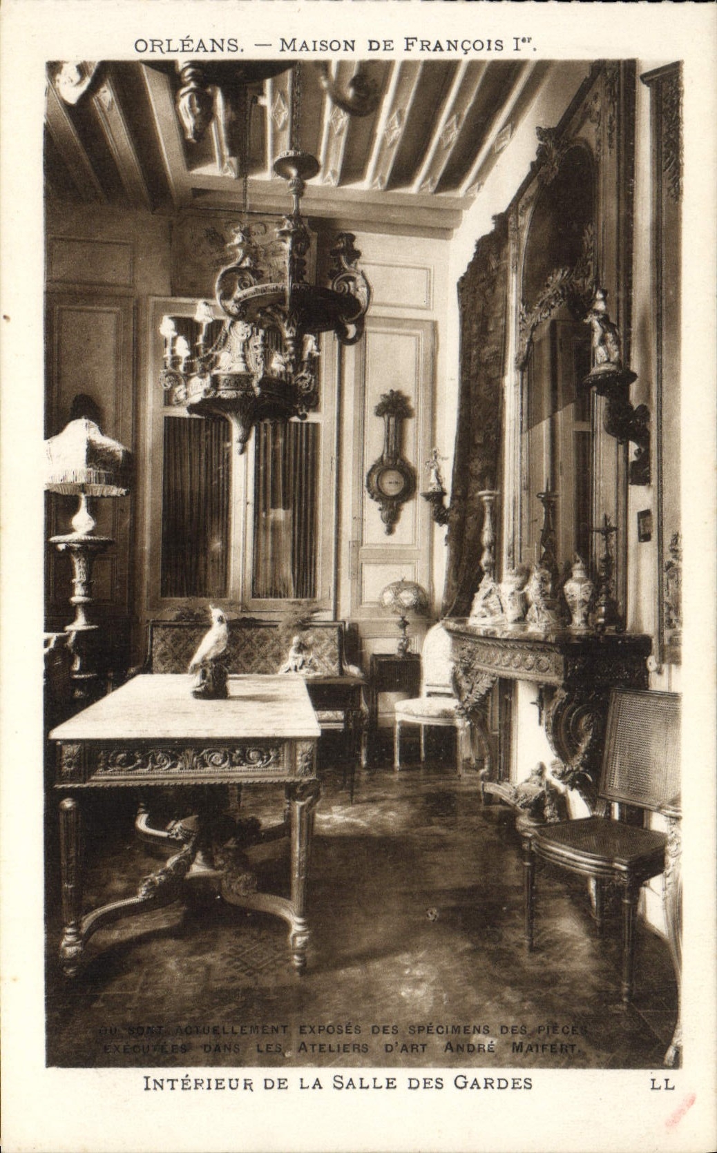 CPA Orleans Maison De Francois 1er Interieur de la salle des Gardes