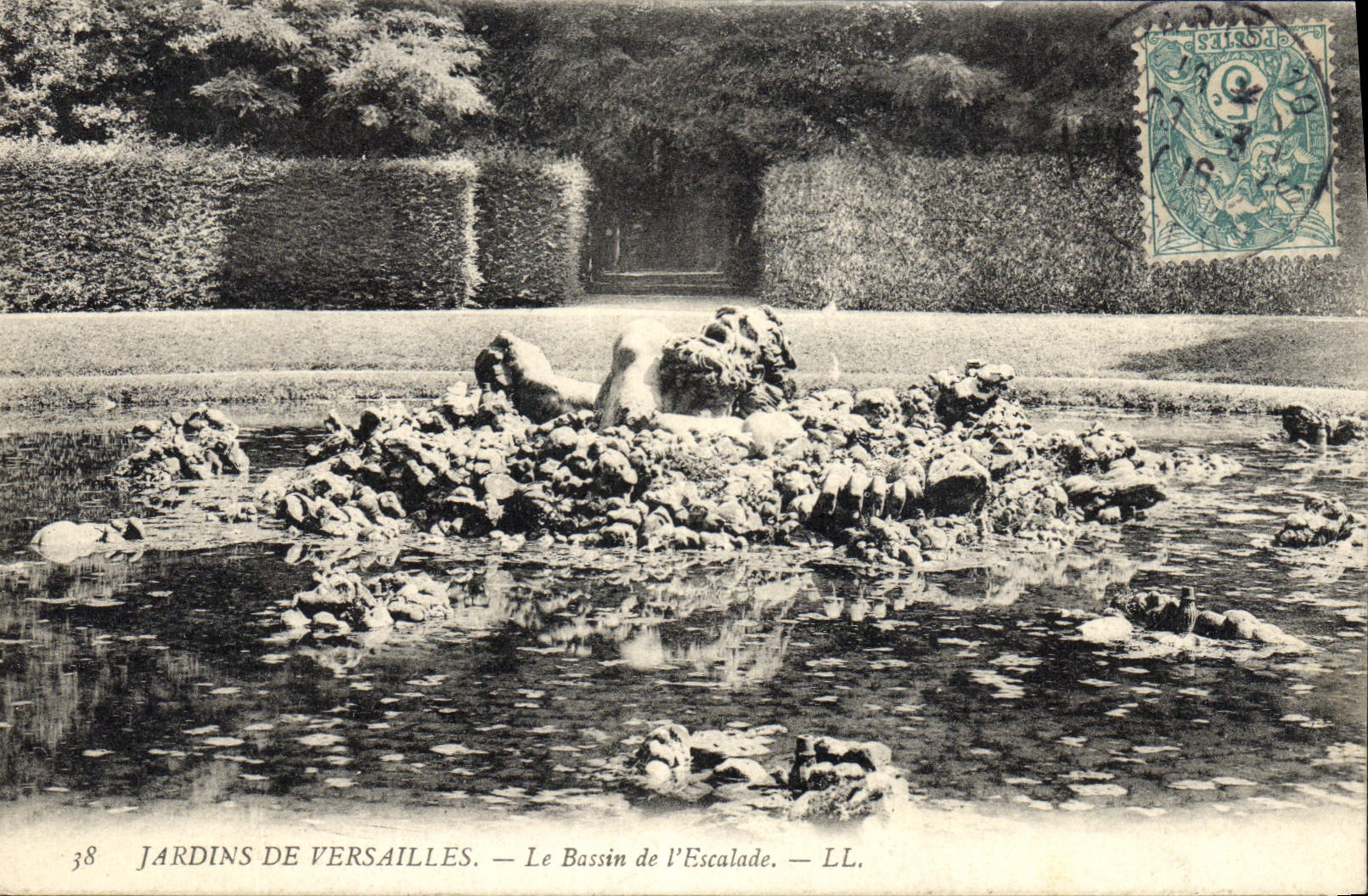 CPA Versailles Le Bassin De l'Escalade