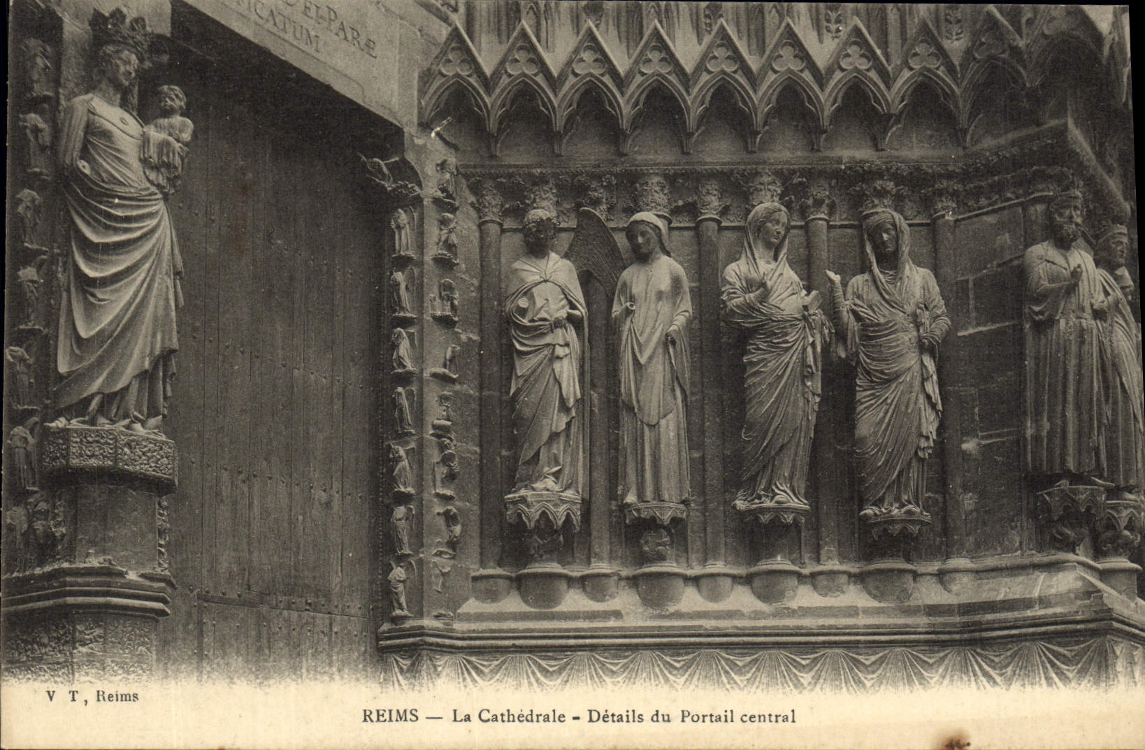 Reims — La Cathédrale — Détails du Portail central
