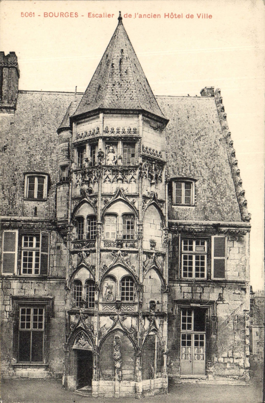 CPA Bourges Escalier De l'Ancien Hotel De Ville