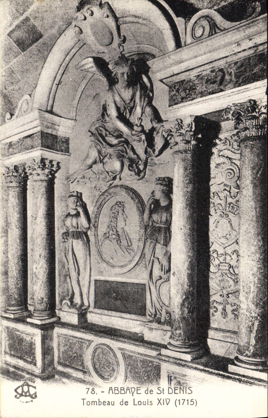 Abbaye de St Denis — Tombeau de Louis XIV (1715) — Photoryrie « Trappille »