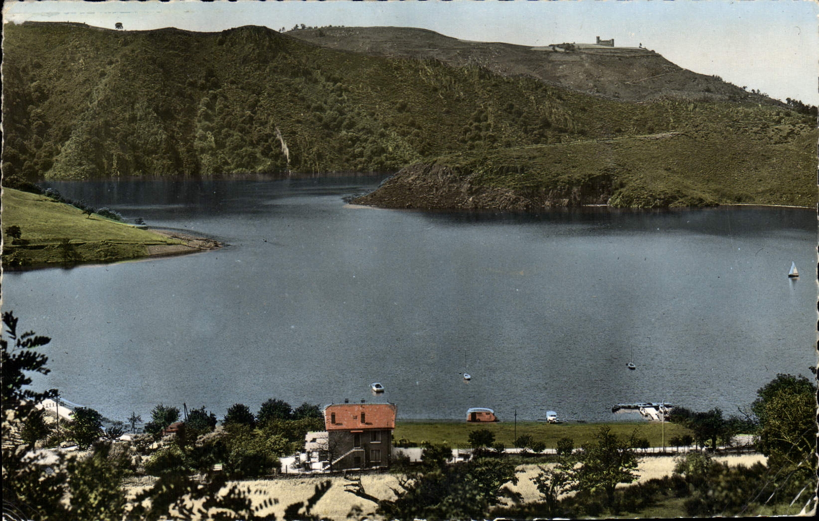 CPM Barrage De Grangent Au Pied De St Victor Sur Loire sur la colline Chateau d'Essalois