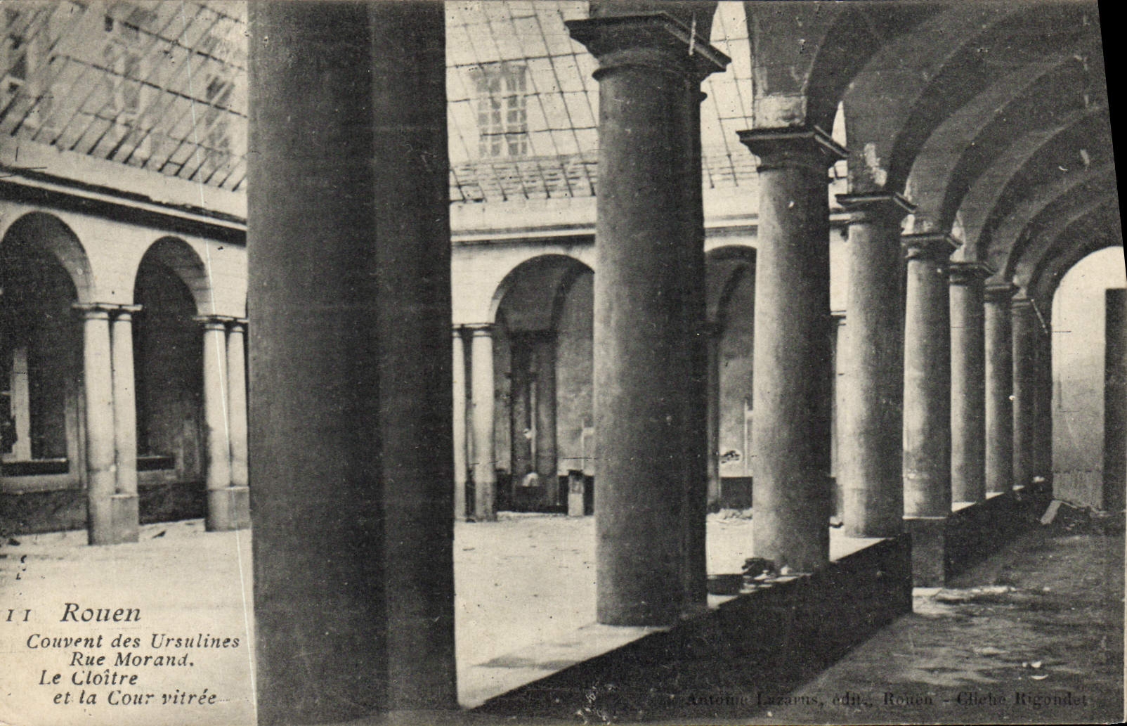 CPA Rouen Couvent Des Ursulines Rue Morand Le cloitre et la cour vitree