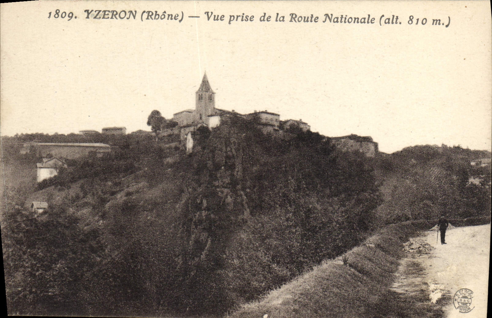 CPA Yzeron Vue Prise De La Route Nationale