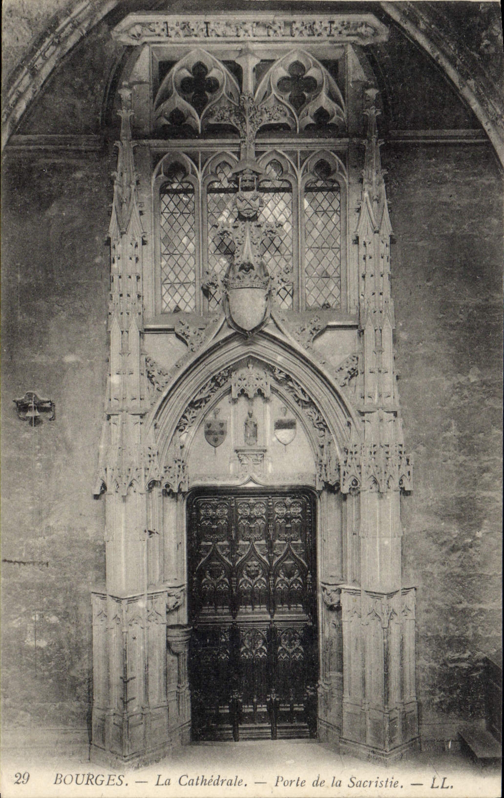CPA Bourges La Cathedrale Porte De La Sacristie