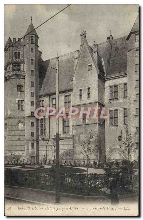 CPA Bourges Palais Jacques Coeur La Grande Cour