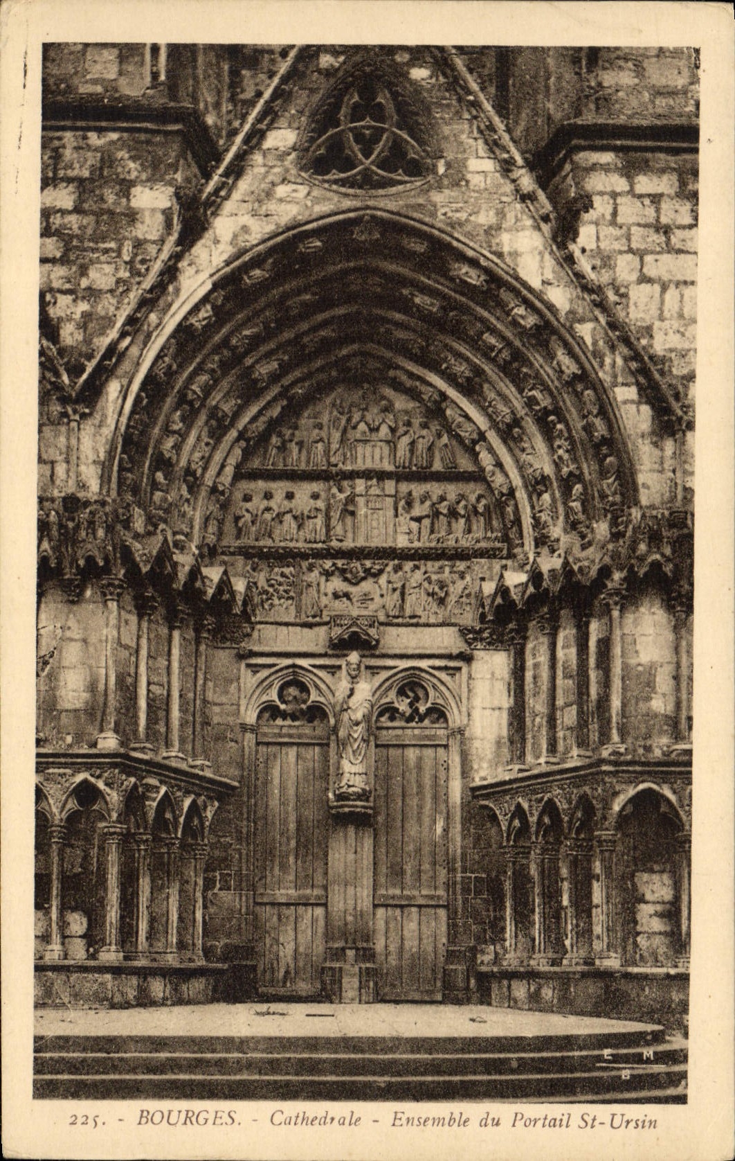 Bourges - Cathédrale - Ensemble du Portail St-Ursin — E. Maquaire, n° 225