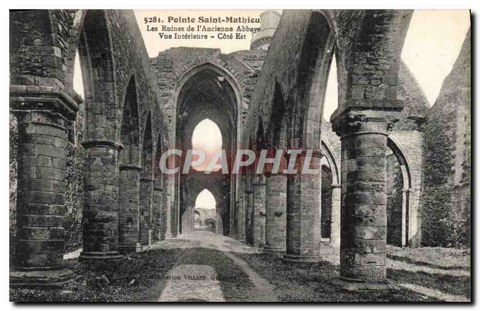 Pointe Saint-Mathieu — Les Ruines de l'Ancienne Abbaye — Vue Intérieure — Côté Est — Édition Villard, Quimper