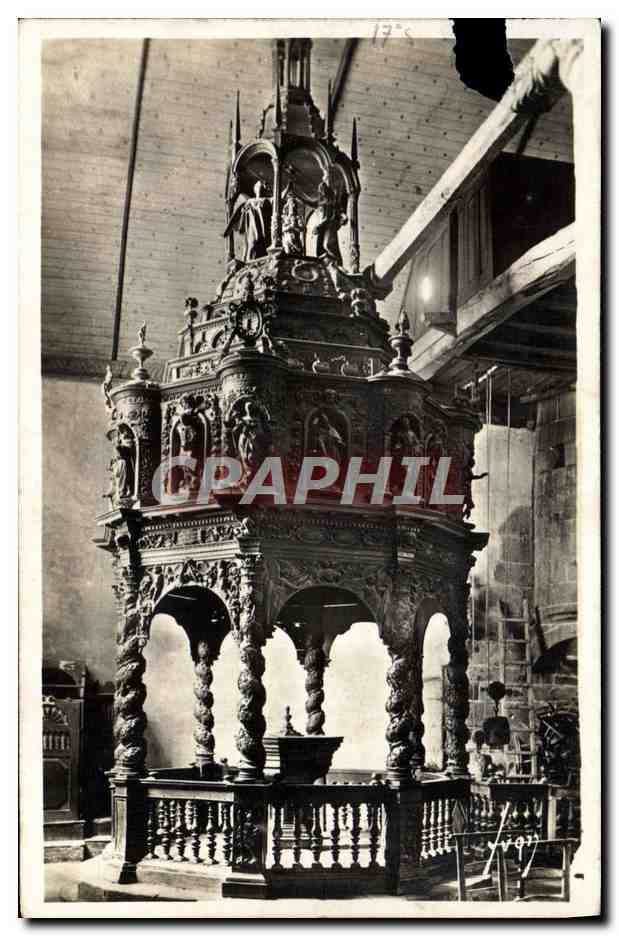 Guimiliau (Finistère) — Intérieur de l'église, le baptistère sculpté, XVIIe siècle — Éditions d'Art 'YVON', Paris