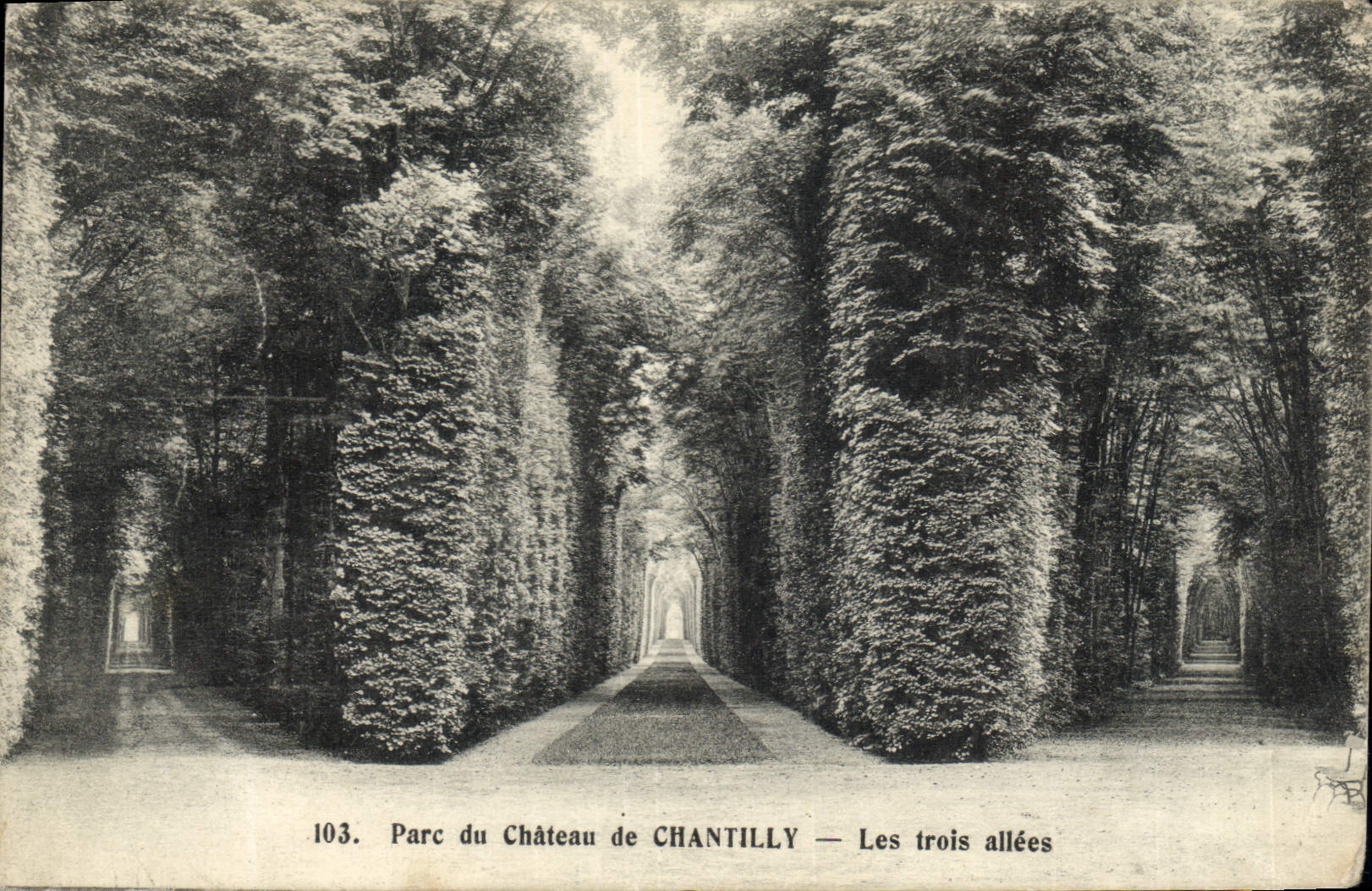 Parc du Château de CHANTILLY — Les trois allées — ÉDIA PARIS-VERSAILLES n°103