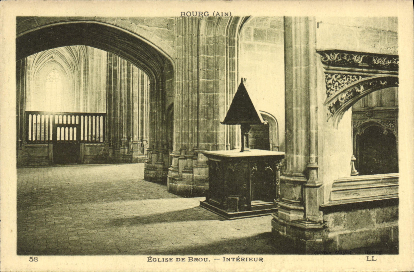 CPA Bourg Eglise De Brou Interieur