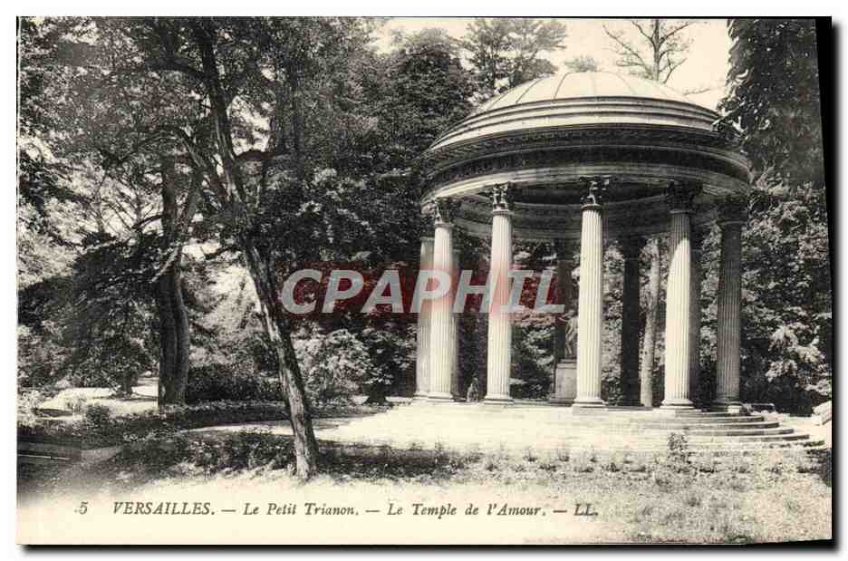 Versailles — Le Petit Trianon — Le Temple de l'Amour — LL