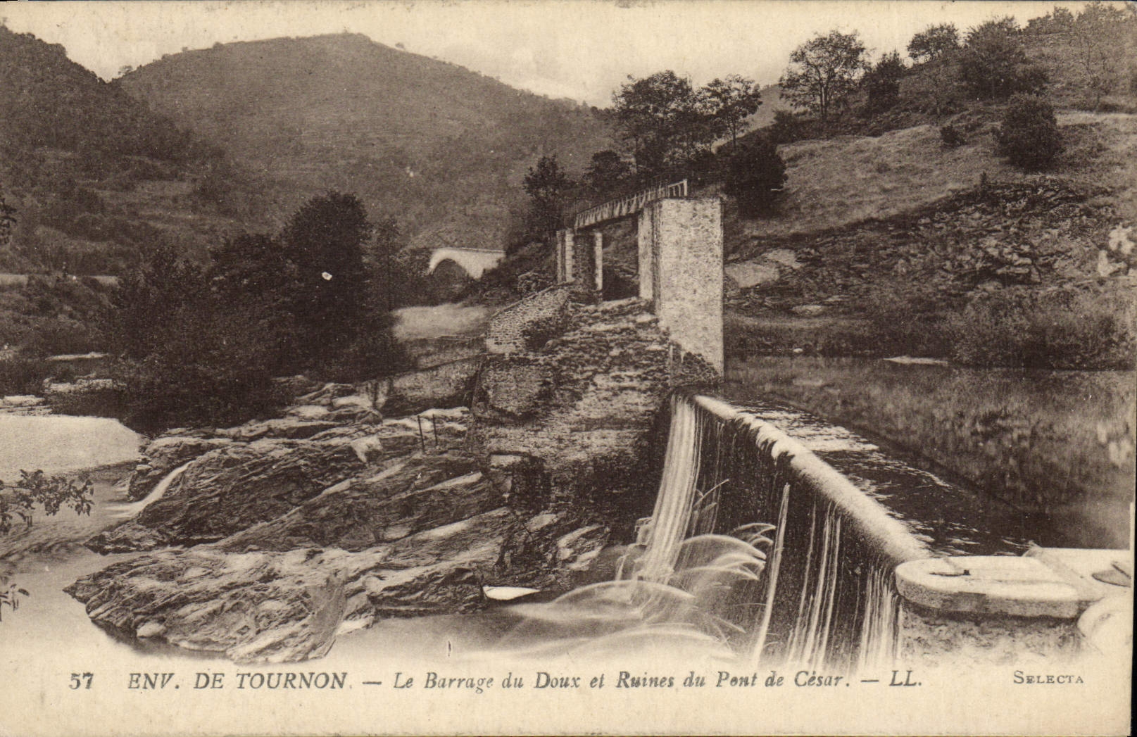 CPA Tournon Le Barrage Du Doux Et Ruines Du Pont De Cesar
