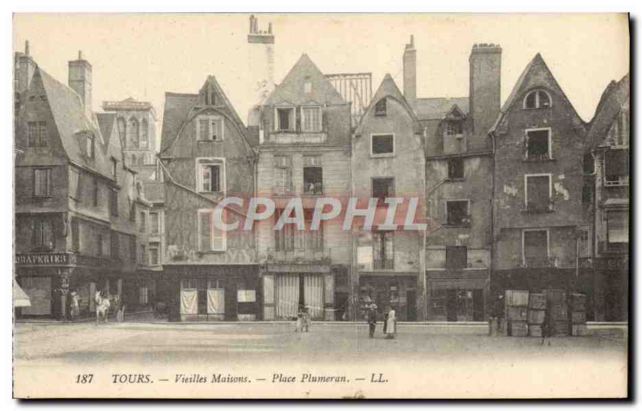 CPA Tours Vieilles Maisons Place Plumeran
