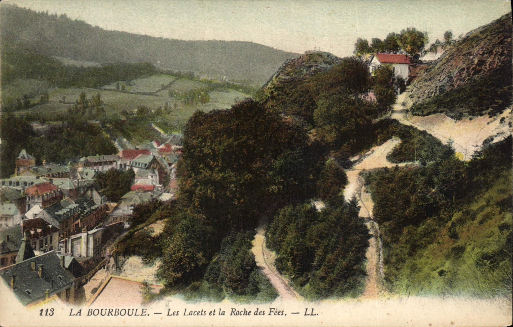 CPA La Bourboule Les Lacets Et La Roche Des Fees