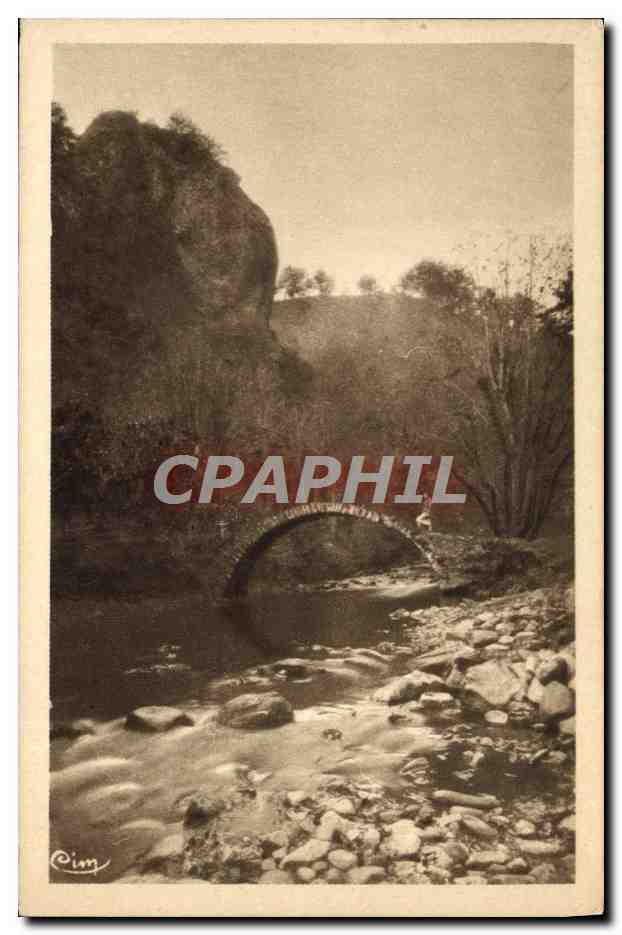 CPA Ardes Sur Couze Vallee De Rentieres Le Rocher De l'Aigle et le pont de la chicane