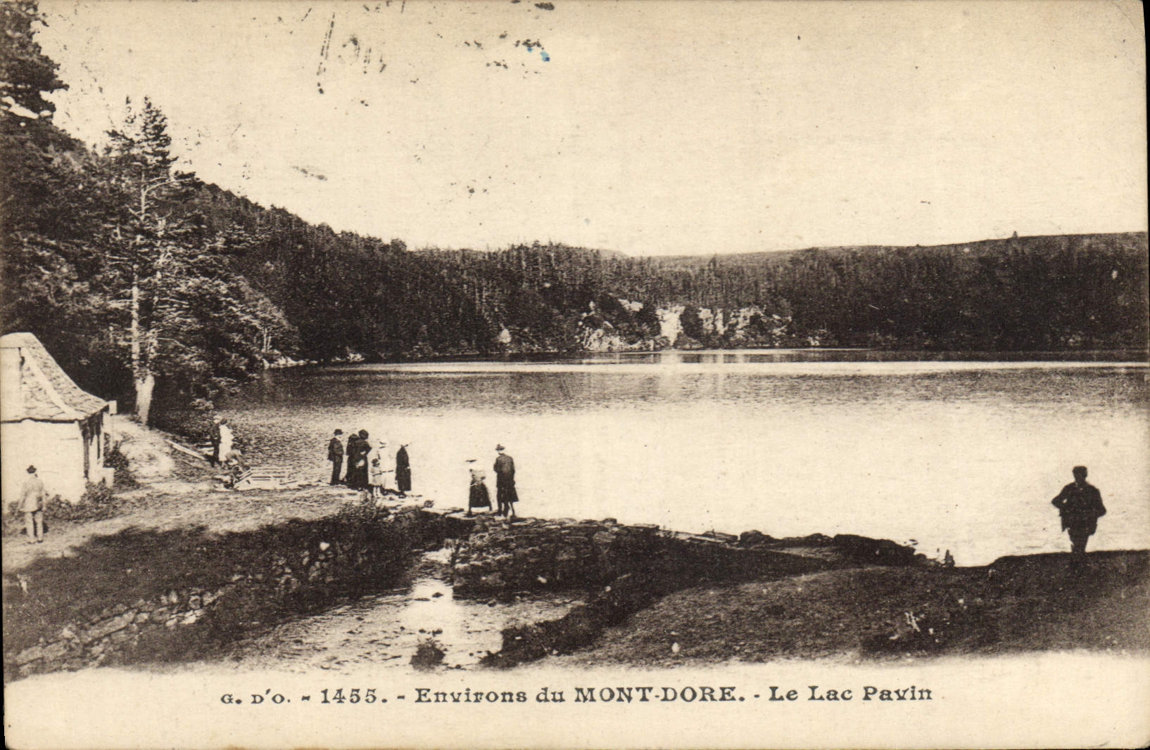 CPA Environs Du Mont Dore Le Lac Pavin