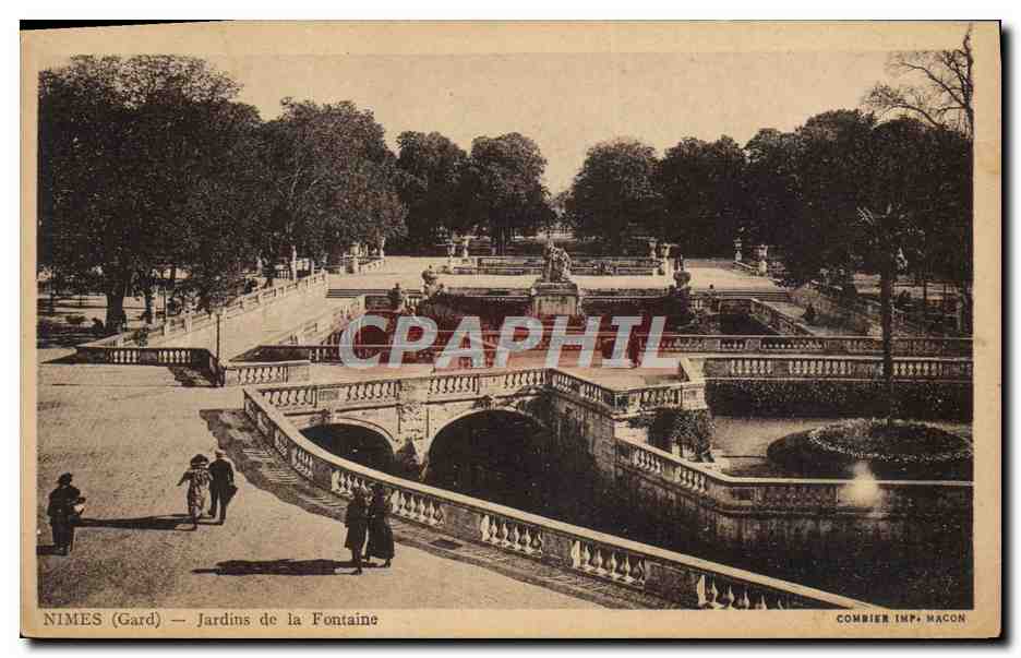Nîmes (Gard) — Jardins de la Fontaine — Combier Imp. Macon