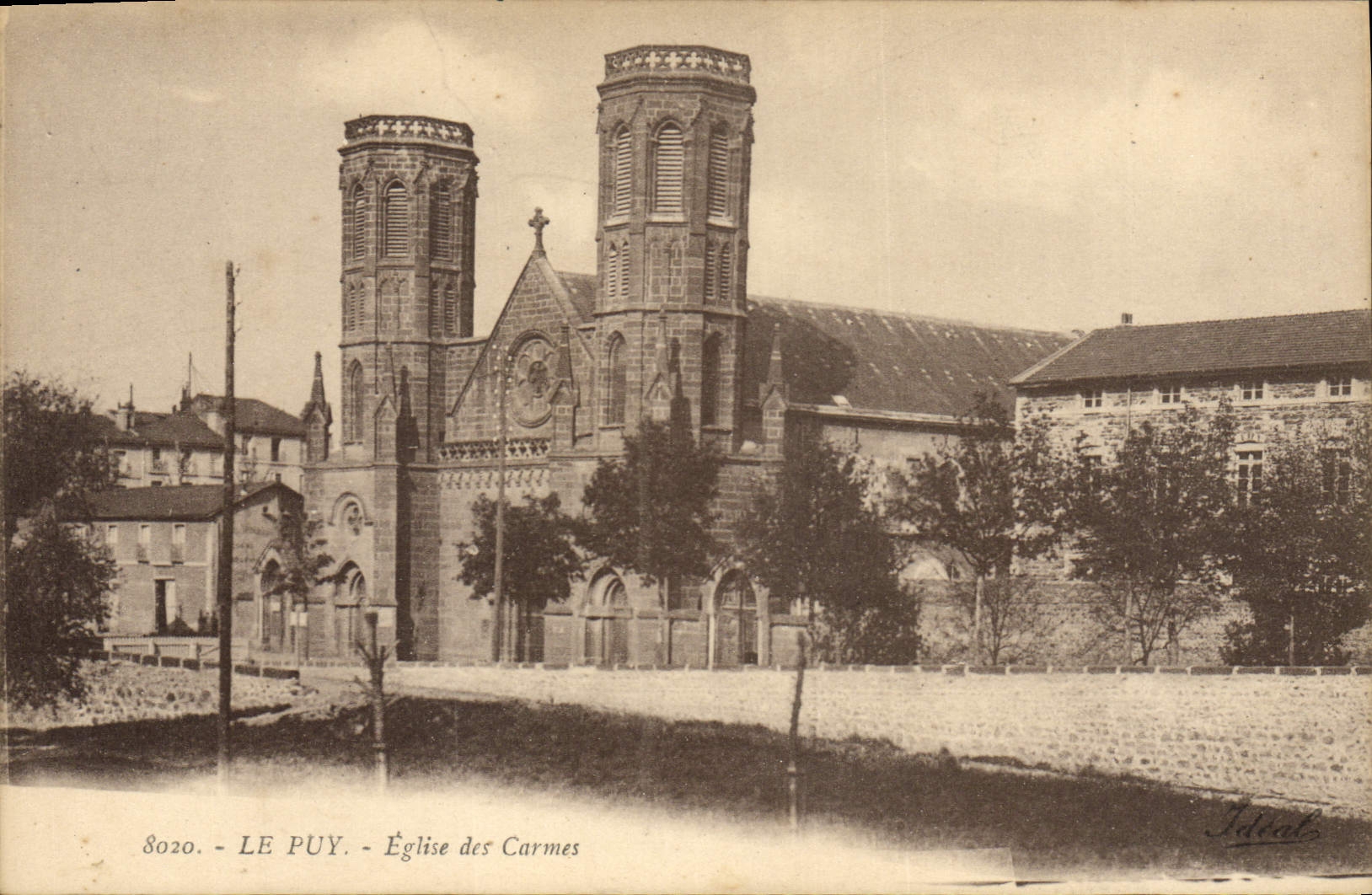 CPA Le Puy Eglise Des Carmes