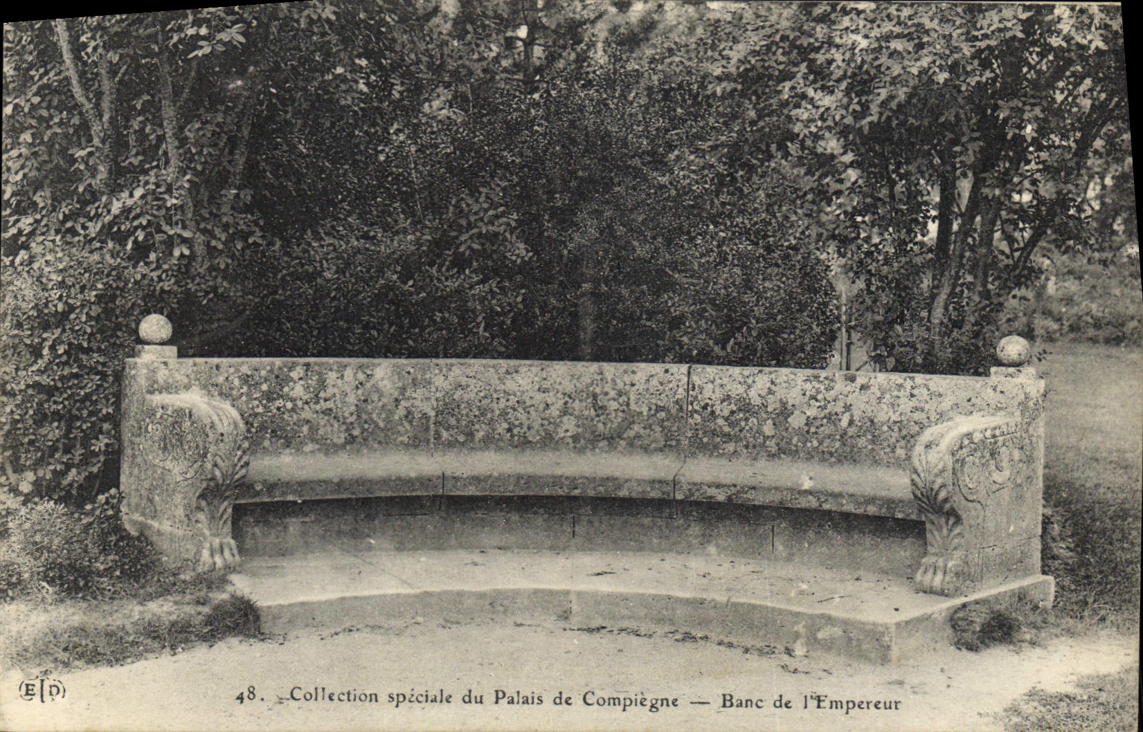 Banc de l'Empereur — Collection spéciale du Palais de Compiègne — n°48