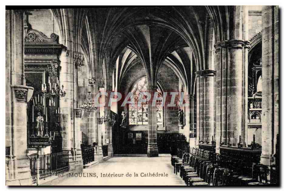 CPA Moulins Interieur de la cathedrale