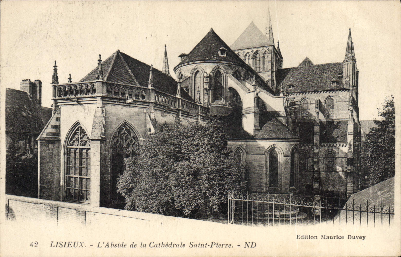 Lisieux - L'Abside de la Cathédrale Saint-Pierre - Edition Maurice Duvey