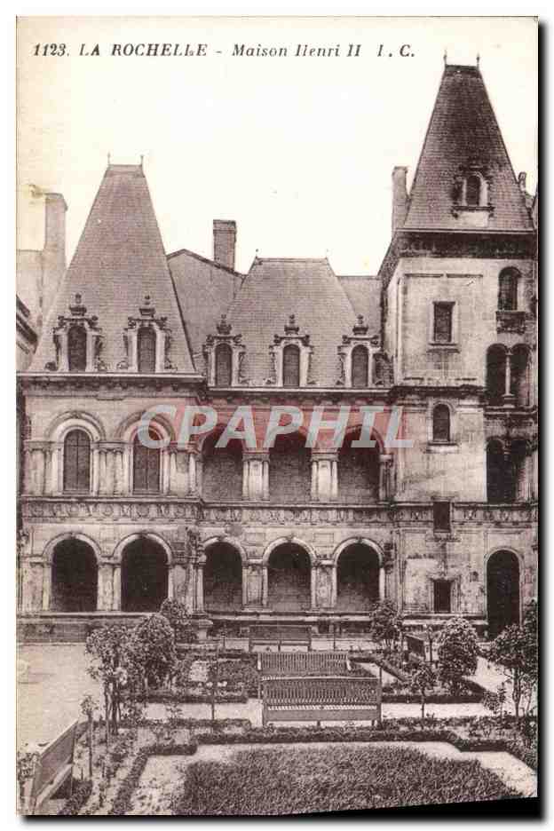 CPA La Rochelle Maison Henri II