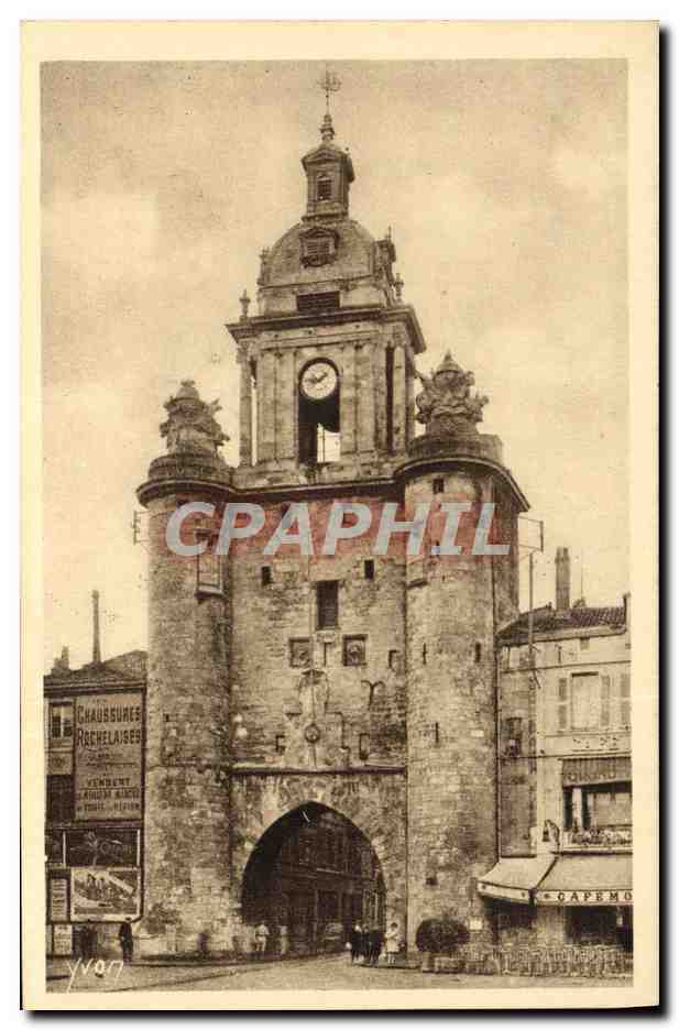 CPA La Rochelle Tour De La Grosse Horloge