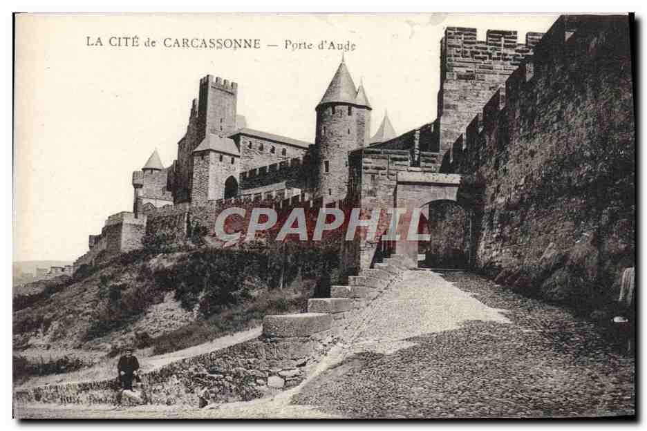CPA Carcassonne Porte d'Aude
