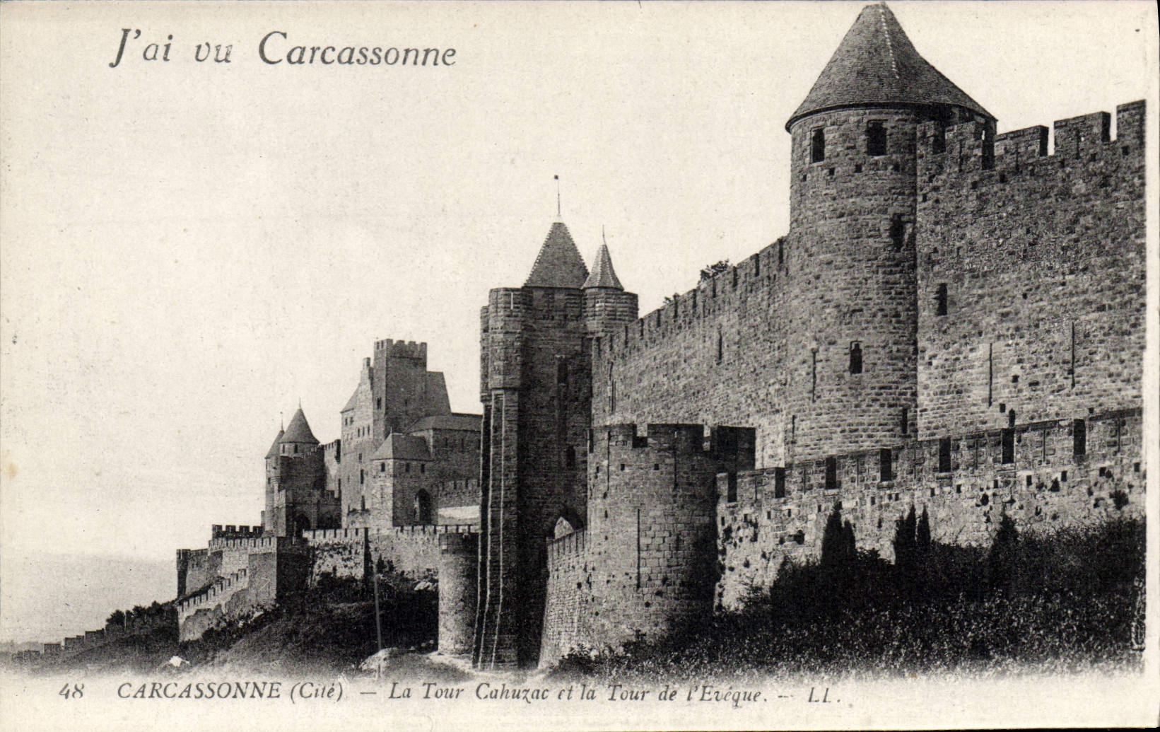CPA Carcassonne La Tour Cahuzac et la Tour de l'eveque