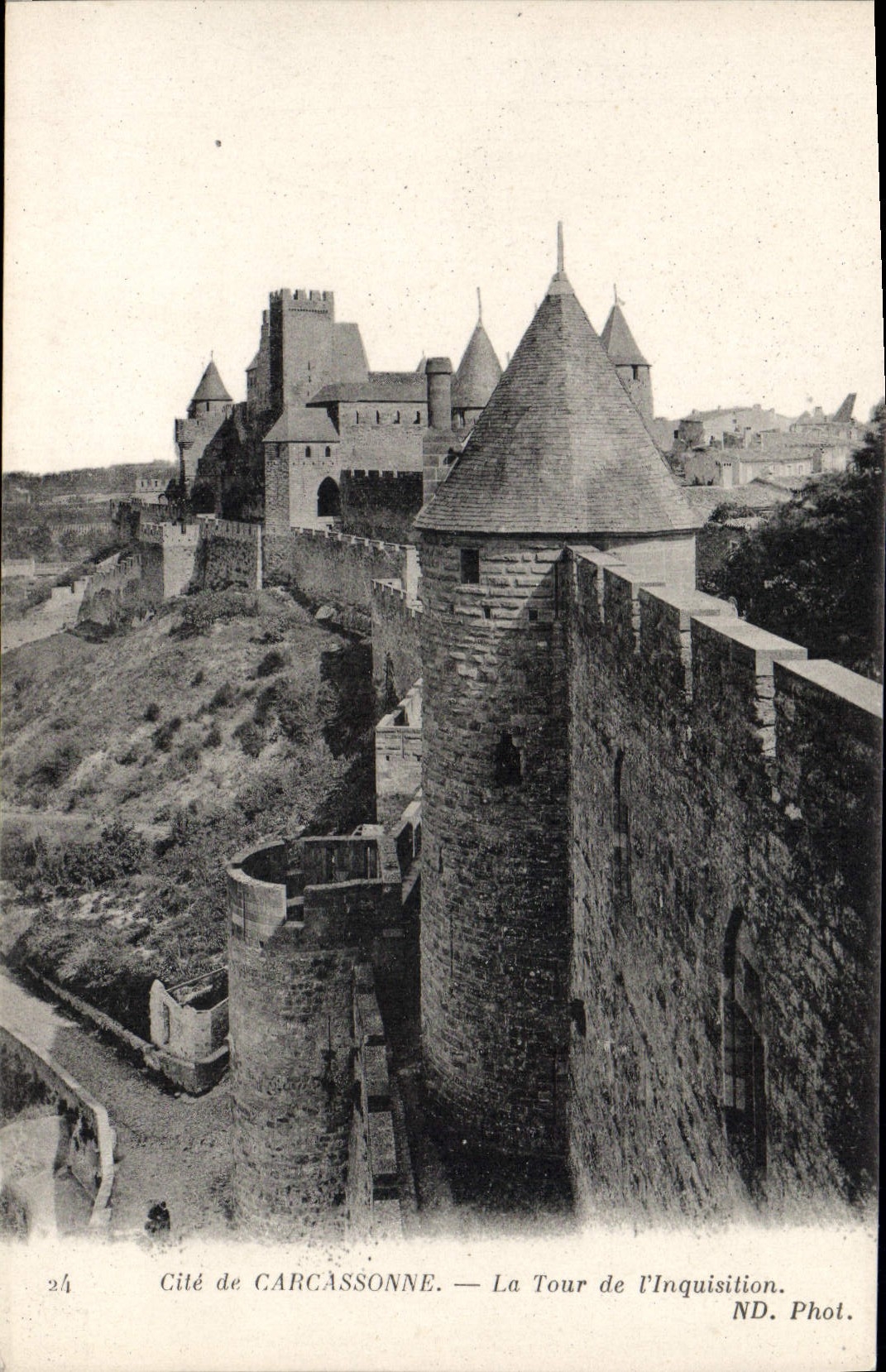 CPA Carcassonne La tour de l'Inquisition